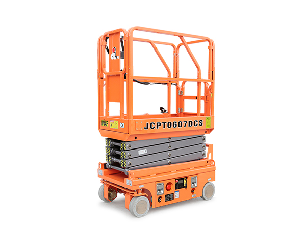JCPT0607DCF自行走剪叉式高空作业平台（直流电机驱动）
